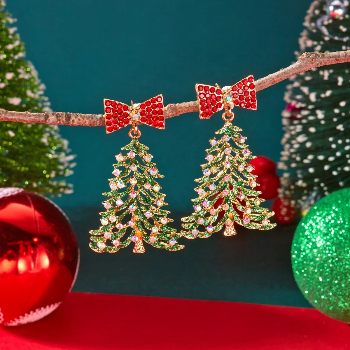 عيد الميلاد عطلة انخفاض الأقراط الملونة حجر الراين Bowknot شجرة عيد الميلاد استرخى أقراط أنيقة عيد الميلاد مجوهرات هدايا للرجال النساء #4