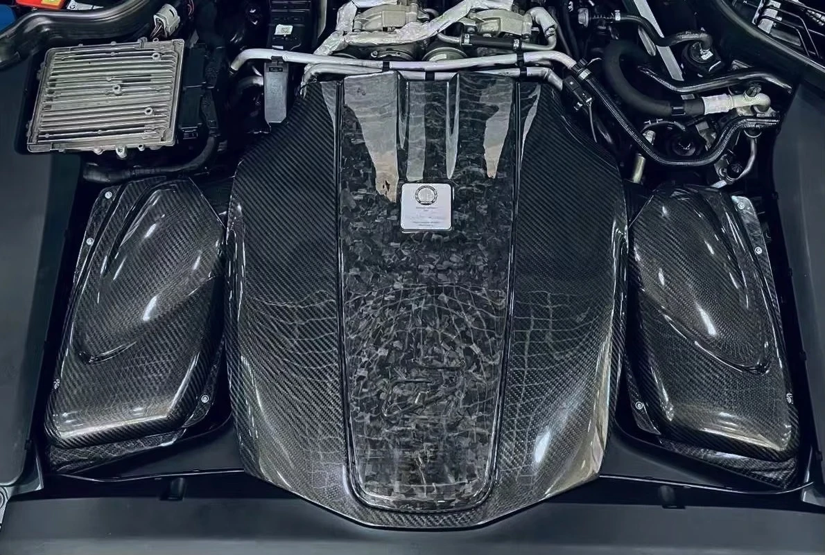 GT، GTC، GTR 4.0T 3k غطاء محرك السيارة من ألياف الكربون المضفر اللامع #2