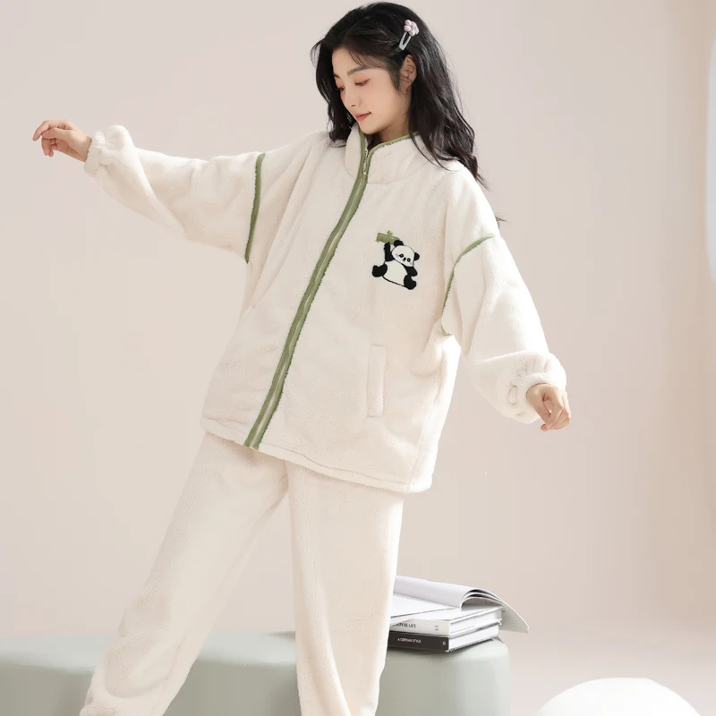 

Pajama Sets In White Women Spring Polyester Multicolor Homeclothes Strap Design Sleep Set Collared Cap Sleeve Cropped Pants 2026