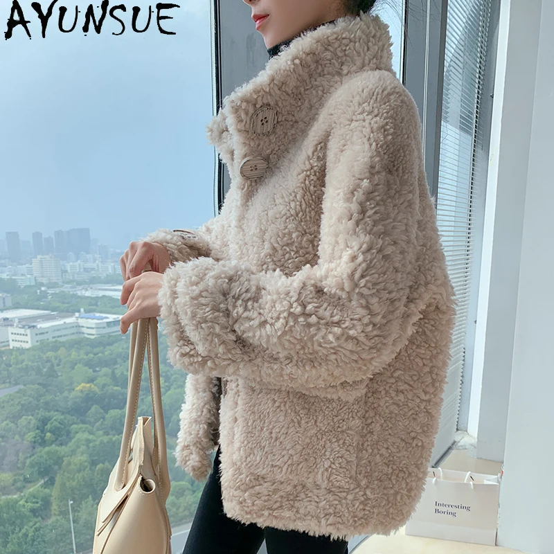 سترات نسائية من الصوف الطبيعي 100% من AYUNSUE سترات عصرية للخريف والشتاء للنساء ملابس قصيرة من فرو الضأن Abrigo Mujer