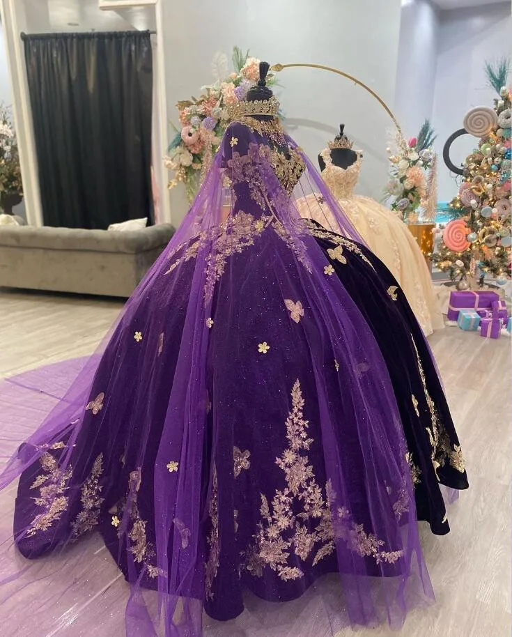 Purple Velvet Ball Gown Quinceanera Dresses with Cape Lace Applique Butterfly Sweet 16 vestidos de 15 quinceañera Lace Up Prom