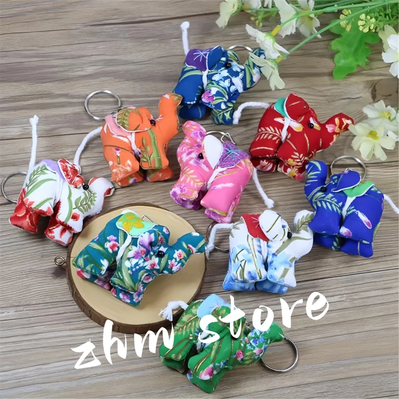 

Randomly 2pcs Thailand National Cloth Stylish Elephant Bag/Home/Office Hanging Key Chain/Wind Chimes Ornaments/Decorations