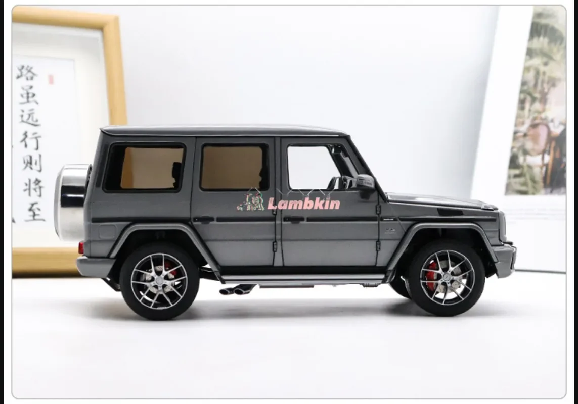 거의 실제 1/18-Benz G65 W463 Big G Jeep 합금 자동차 모델 가구 컬렉션 선물