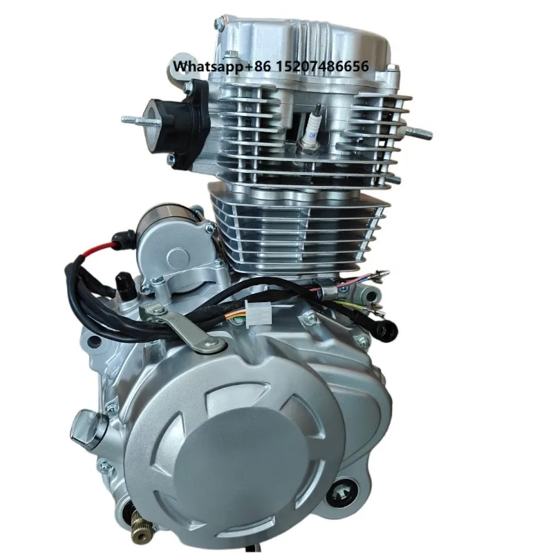 The Factory Mixes and Batches Various Specifications of Motorcycle Engine Assemblies
