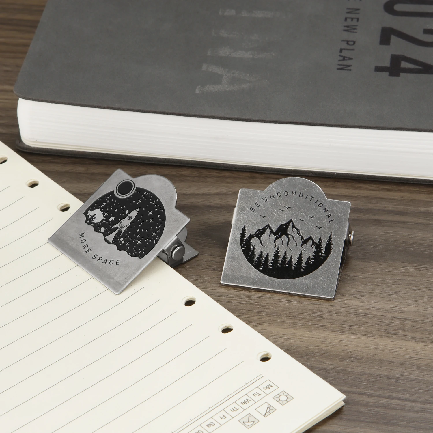 1PCS Retro Metal Binder Clips Foldback Notes Letter File Paper Clip Binding Securing Clips Office School Stationery 40mm