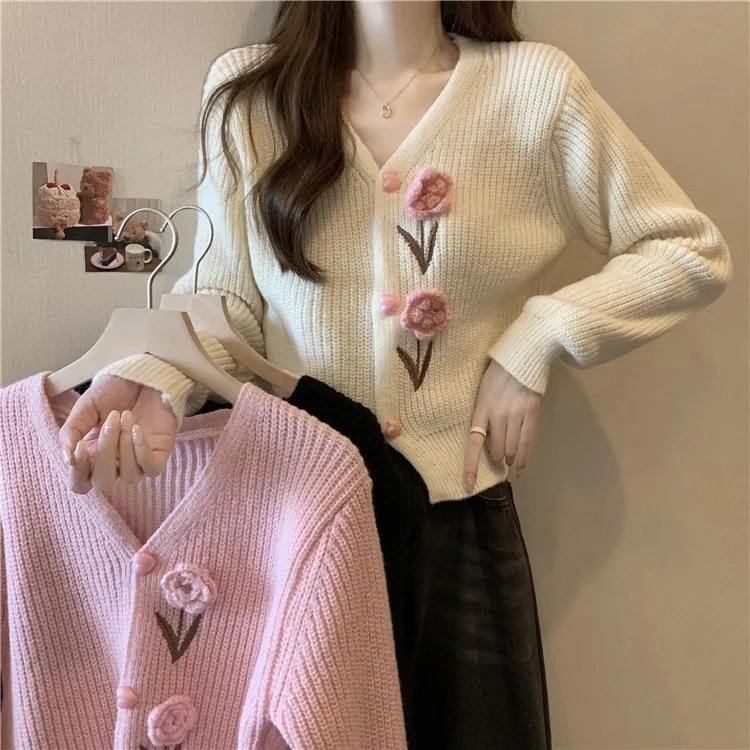 

Women's Beige V Neck Cropped Cardigan Pink Tulip Applique Heart Button Puff Sleeve Knit Outwear for Spring Fall Daily Wear