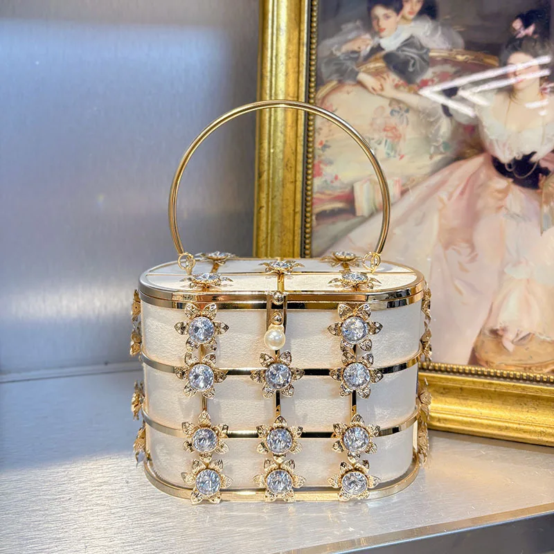 Heavy Industry Metal Birdcage Bag Hollow Bucket Bag Shiny Inflexible Rhinestone Premium Pearl Portable Dinner Bag