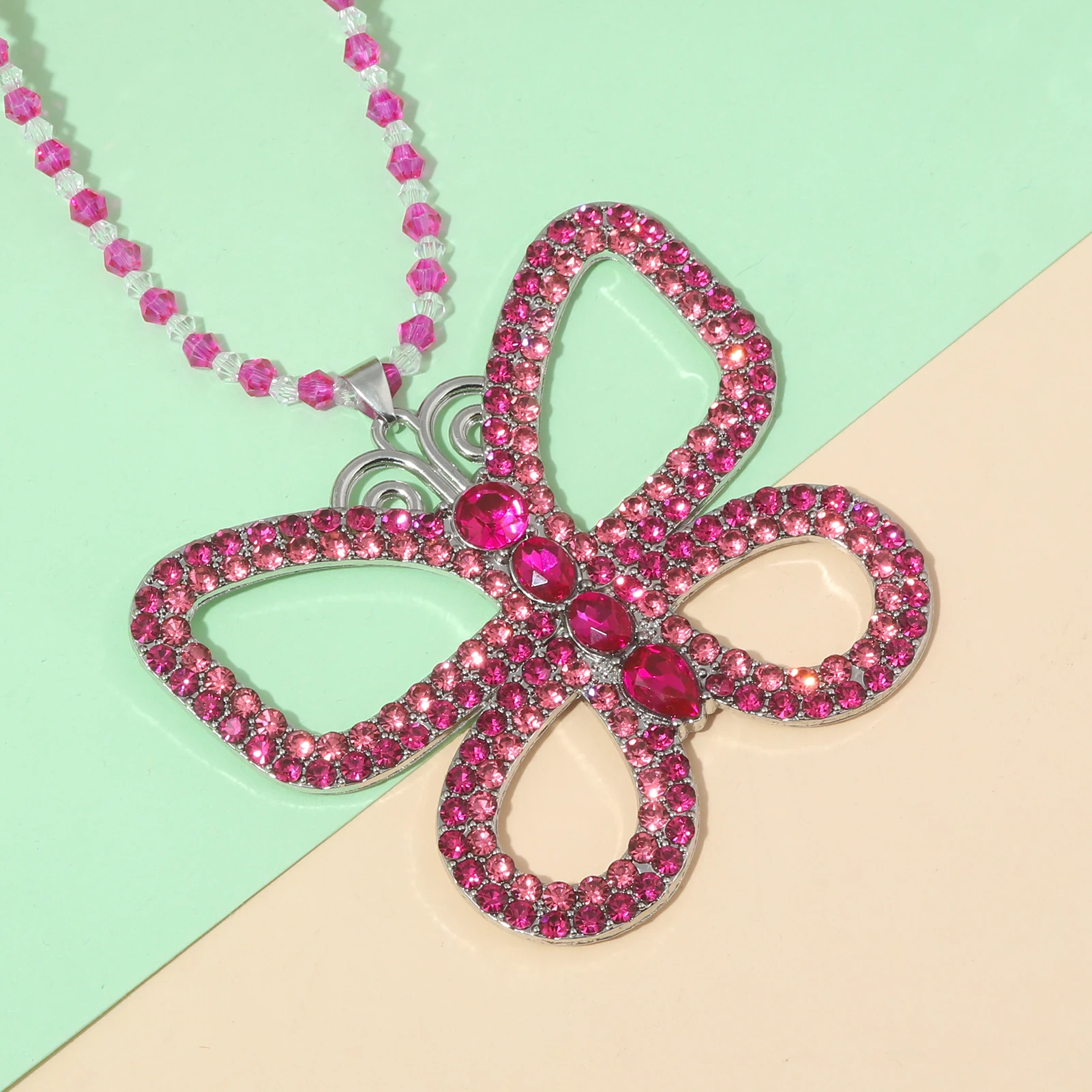 Large Butterfly Choker Necklace Bead Chain Crystal Butterfly Pendant Necklace for Women Elegant Costume Jewelry