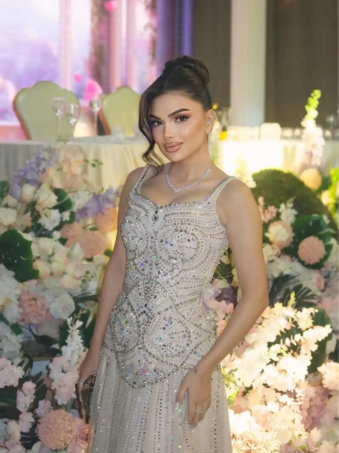 

Ofherown Luxury Crystal Beaded A-Line Evening Dresses with Spaghetti Straps Sparkly Beige Long Prom Party Gowns Customized