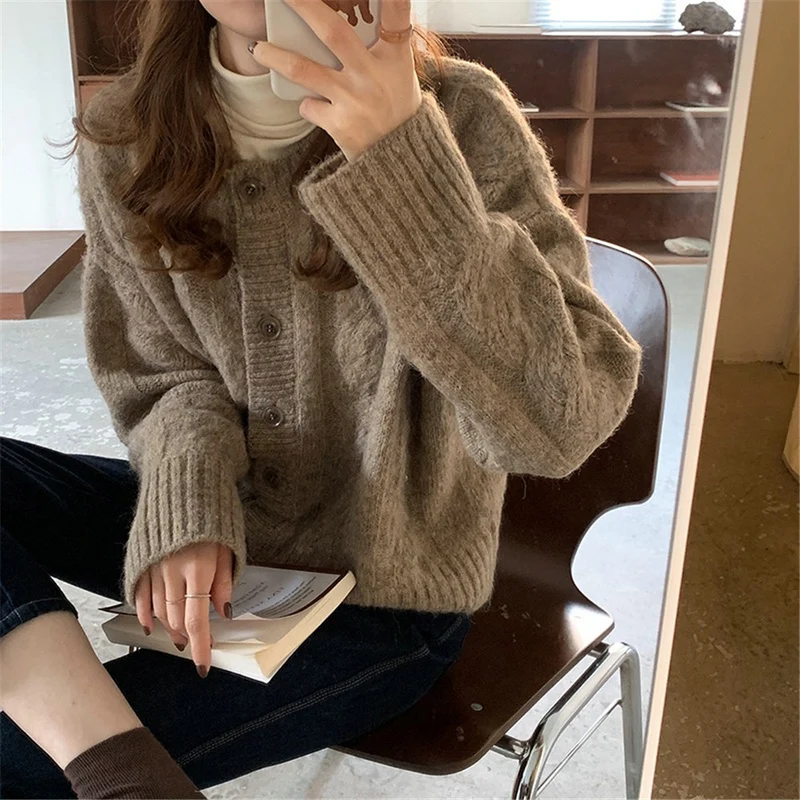 

Women's Casual Knitted Jacket Autumn Loose Cardigan Korean Style Button Knit Cardigan Retro Solid Color Long Sleeved Sweater