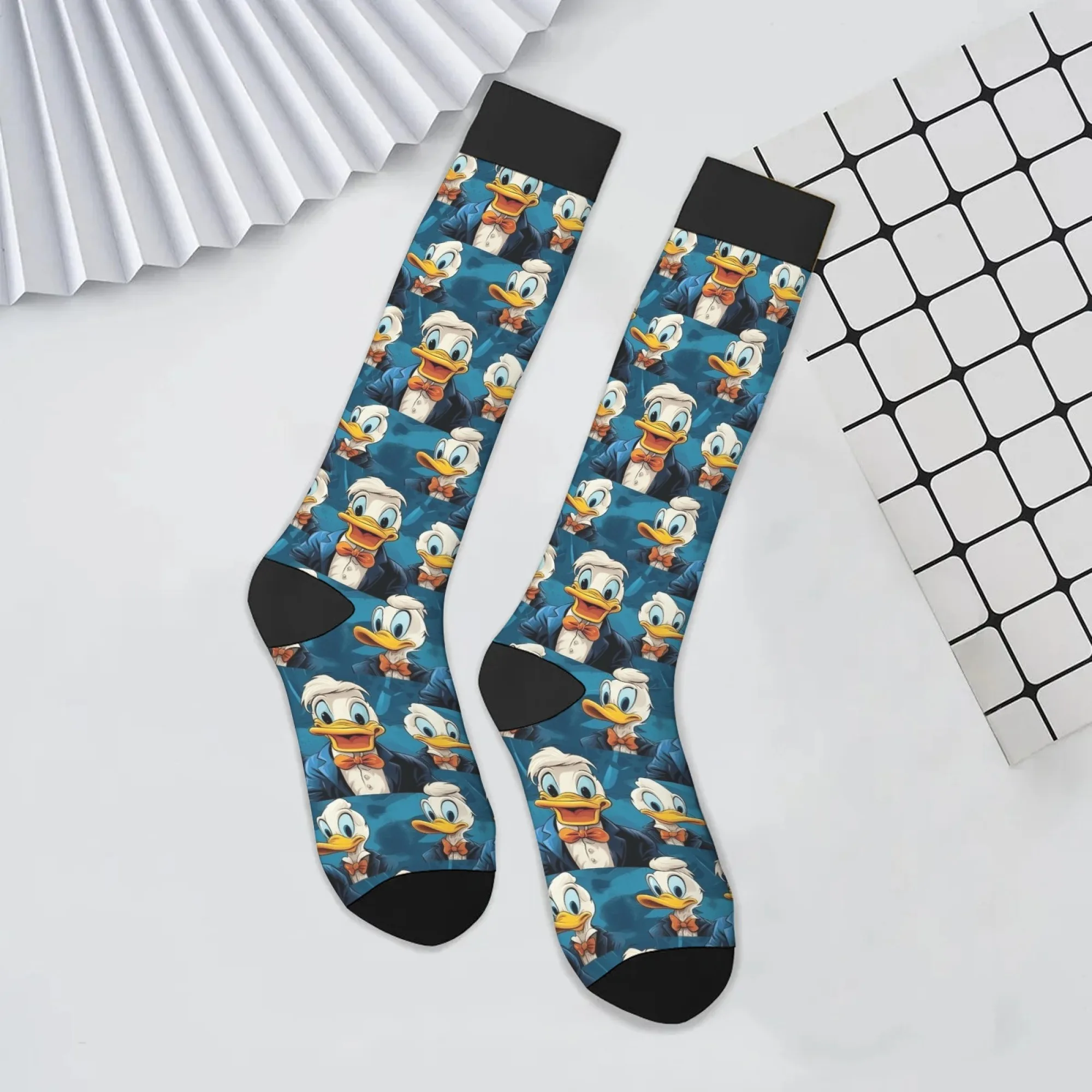 

Мужские носки с принтом Дональда Дака, удобные теплые нескользящие повседневные носки, новинка, уличные носки в стиле Харадзюку в стиле ретро в стиле хип-хоп, забавный подарок