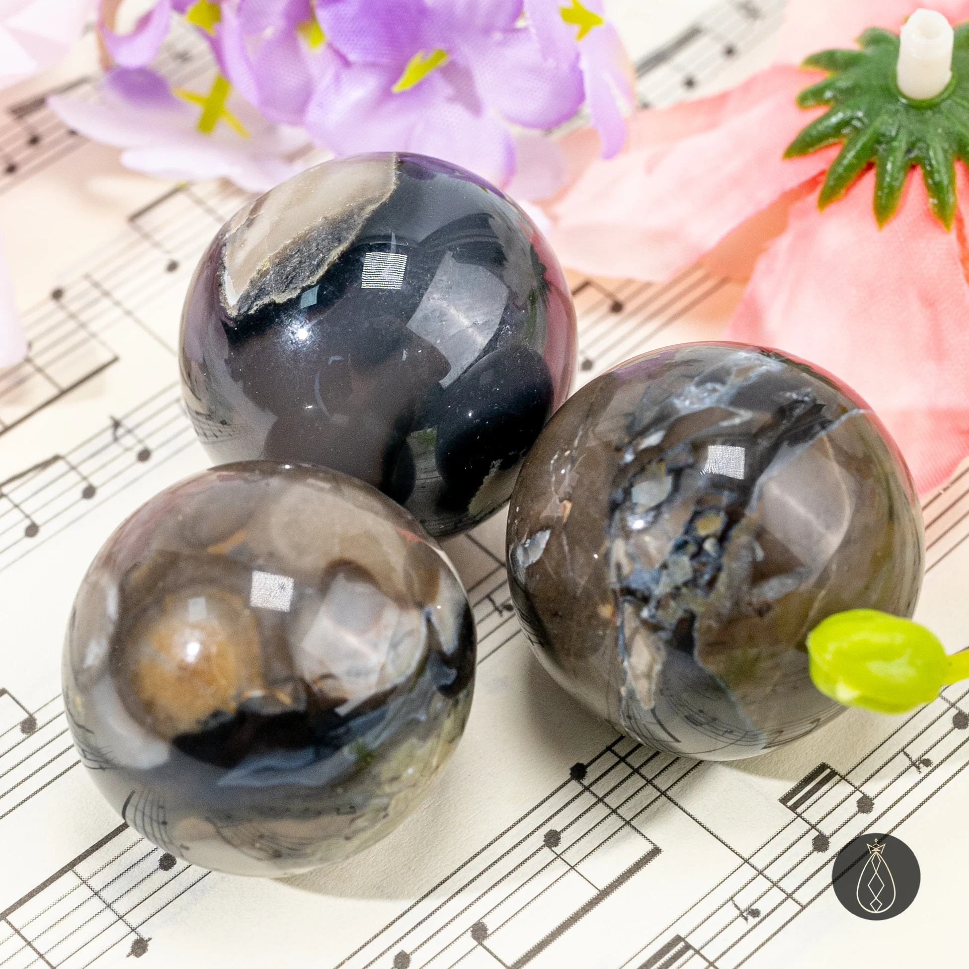 1 Pcs AAAA+ Quality Fluorescent Agate Small Sphere | Natural Crystal | UV Reactive | Fluorescent Agate