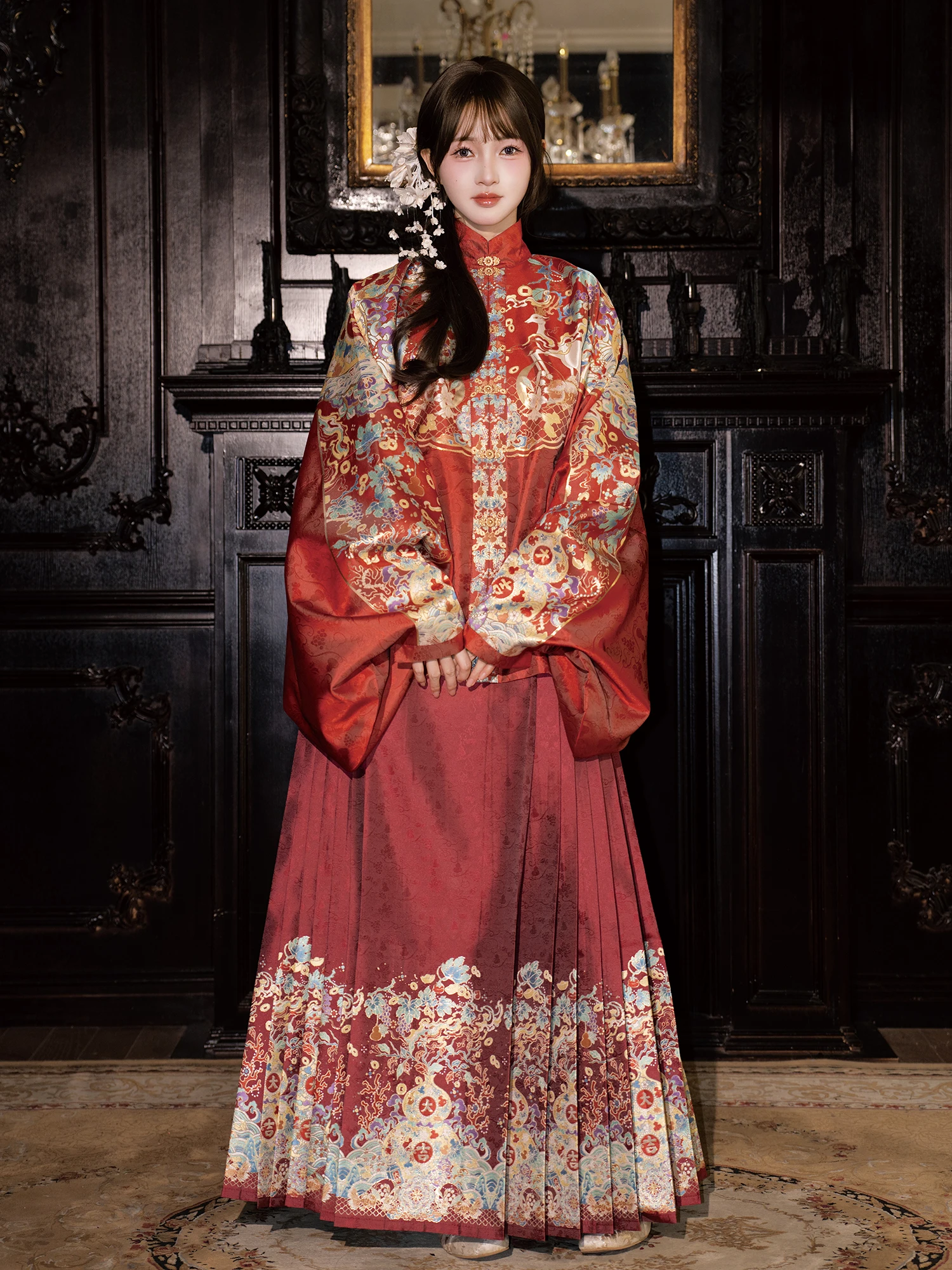 

Зимний комплект: короткое пальто и юбка в стиле Ханьфу эпохи Мин, национальный стиль, коллекция «Тысяча золотых ветров», полиэстер