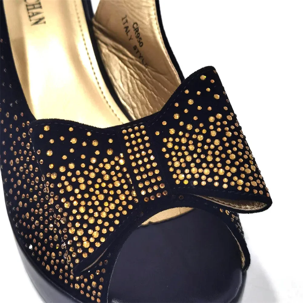 Elegante Schwarze Damen-Sandalen mit Blockabsatz, Plateau, Peeptoe und Strass-Verzierung & Clutch-Tasche Set für Hochzeit, Party und Abendveranstaltungen – Detail 38