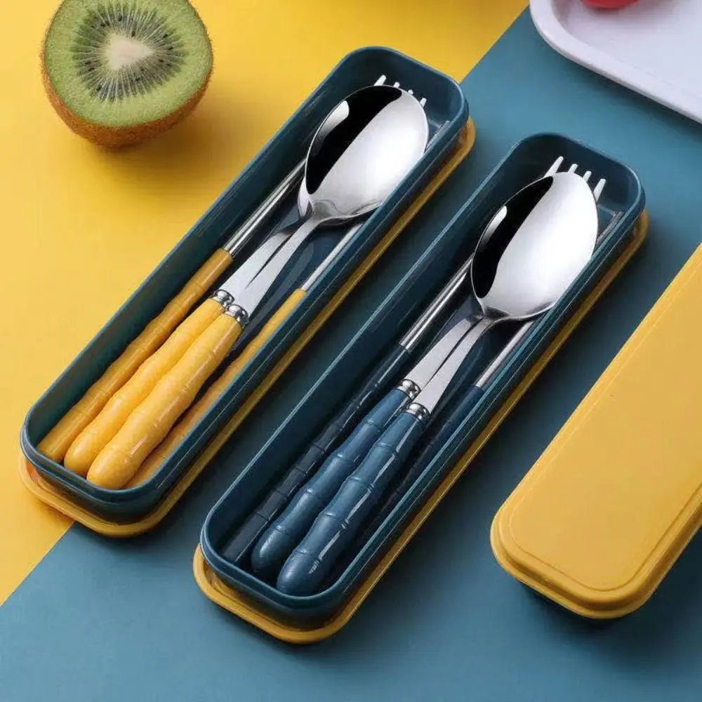 สแตนเลส Camping Utensils ชุดนํากลับมาใช้ใหม่เป็นมิตรกับสิ่งแวดล้อม Travel ช้อนส้อมตะเกียบ 3-in-1 Camping ช้อนส้อมปิคนิคเดินป่า