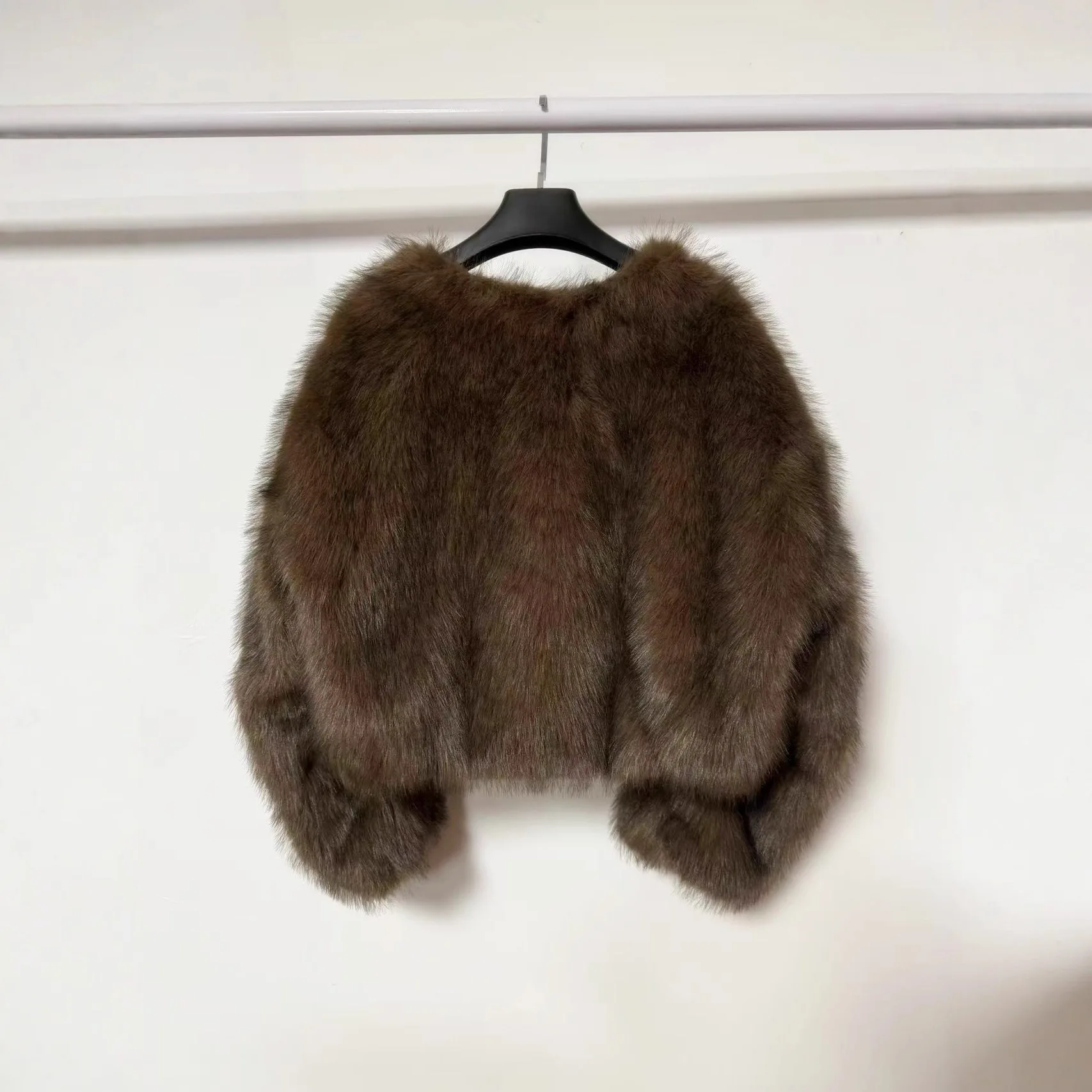 Outono inverno feminino casaco de pele do falso em torno do pescoço cintura alta projetado senhora eco pele jaqueta instagram-estilo fofo casaco de pele artificial