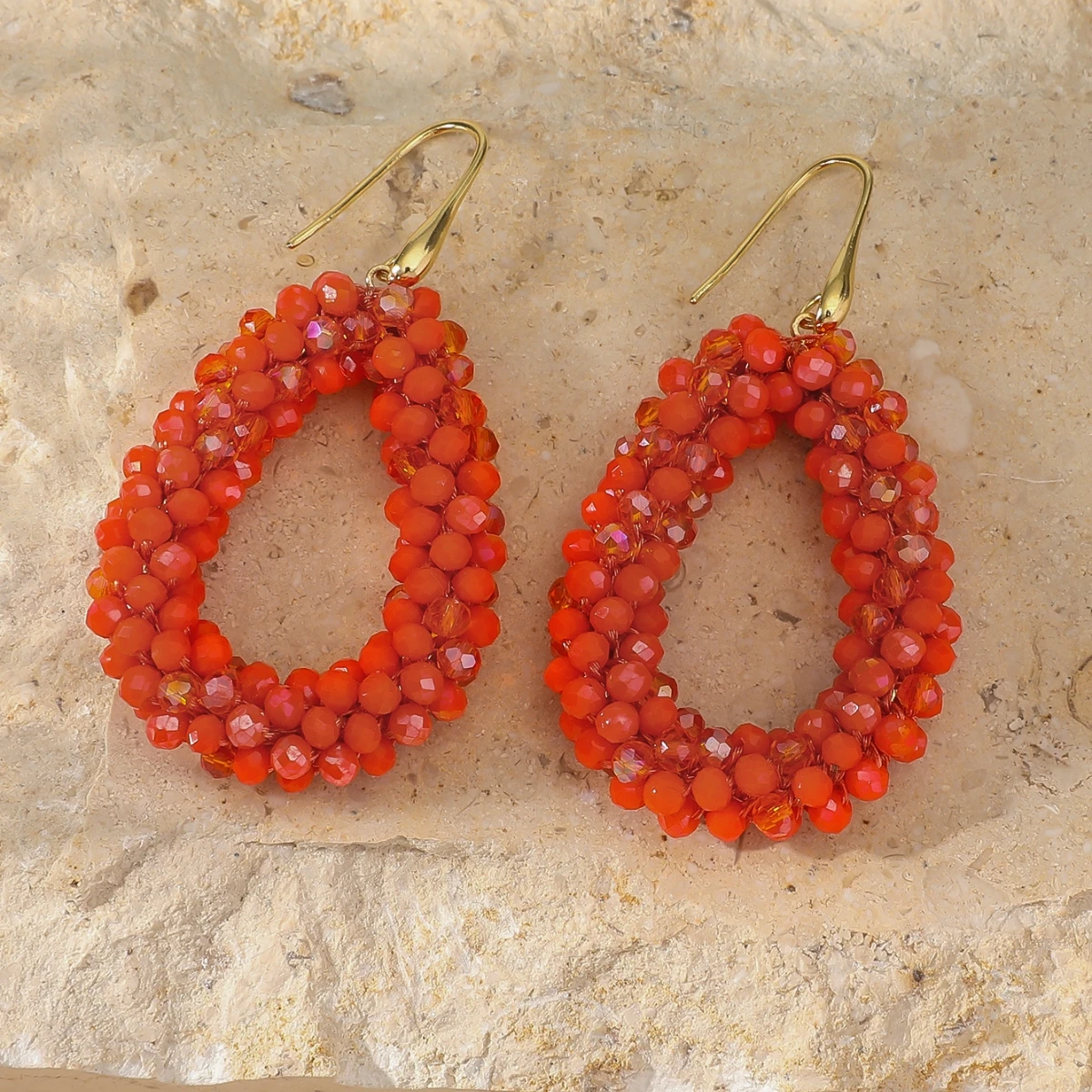 Boho stijl veelkleurige waterdruppel oorbellen voor vrouwen elegante handgemaakte kristallen kralen hangende oorbellen zomer strandfeest sieraden