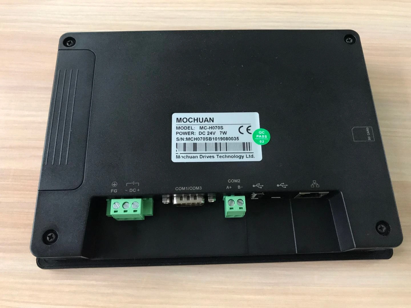 Mochuan 7 ''Ethernet HMI ต่ําราคา USB Modbus RS485 RS232 4 สายอุตสาหกรรม PCs พร้อมหน้าจอสัมผัสแบบ Resistive PLC ควบคุม