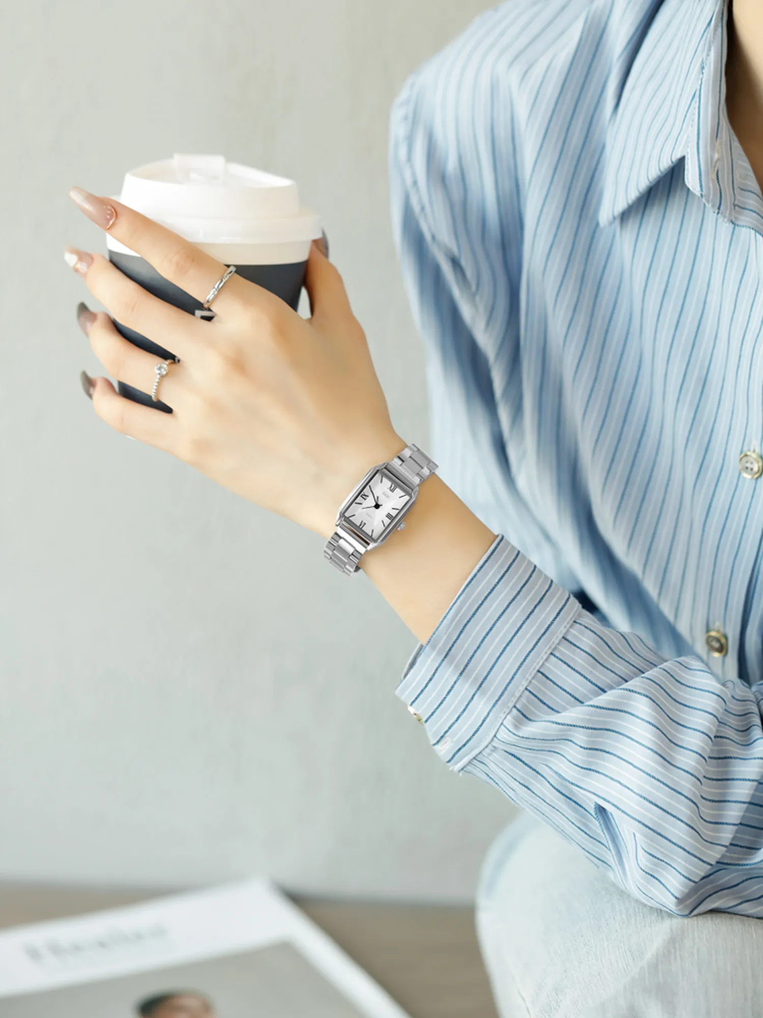 Elegant Women's Watch, 2026 New Arrival, Simple and Stylish Luxury Watch for Women and Students, Timepiece and Accessories