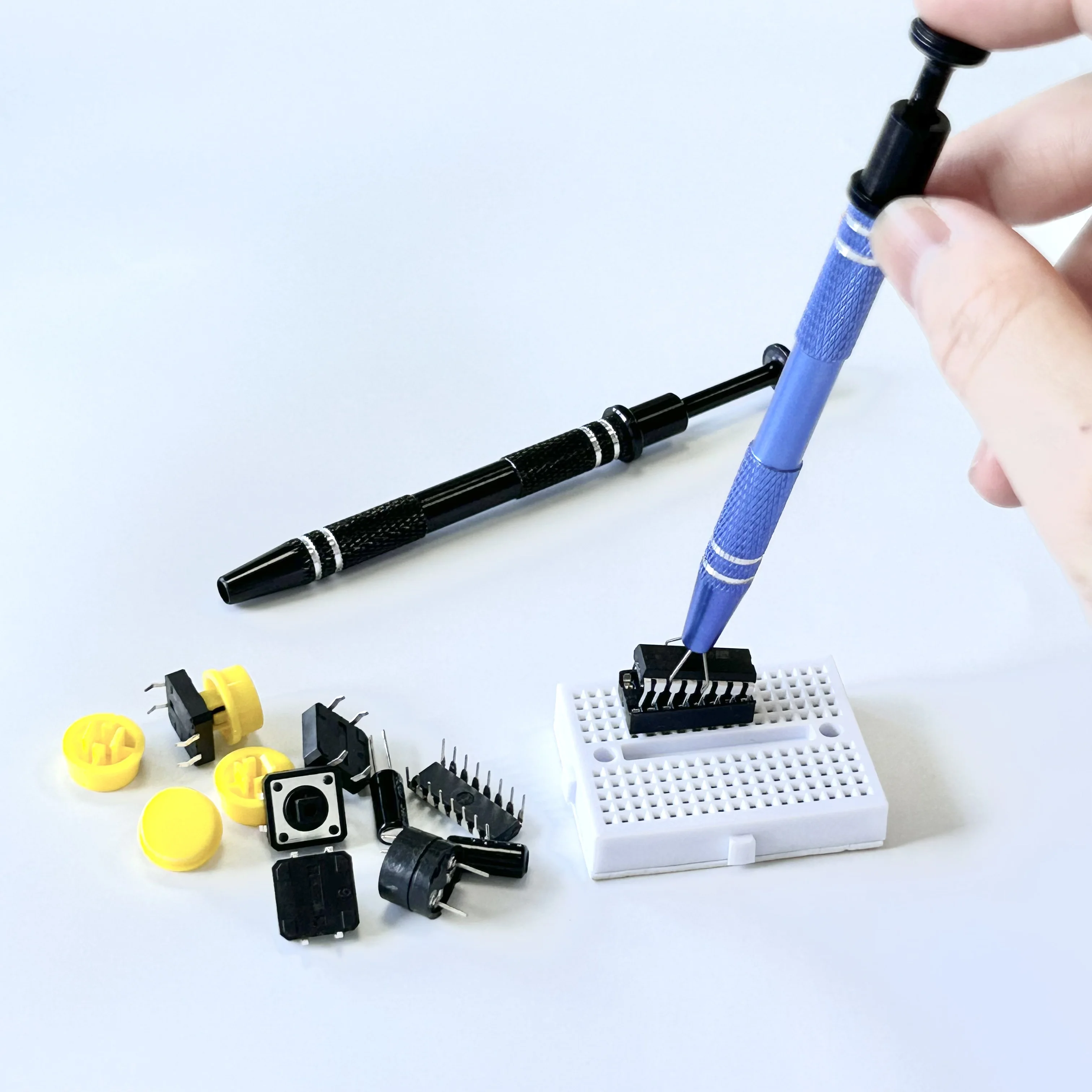 Pinza Elettronica a Quattro Griffe per Componenti, Estrattore di Chip IC BGA, Strumento per Riparazione Gioielli