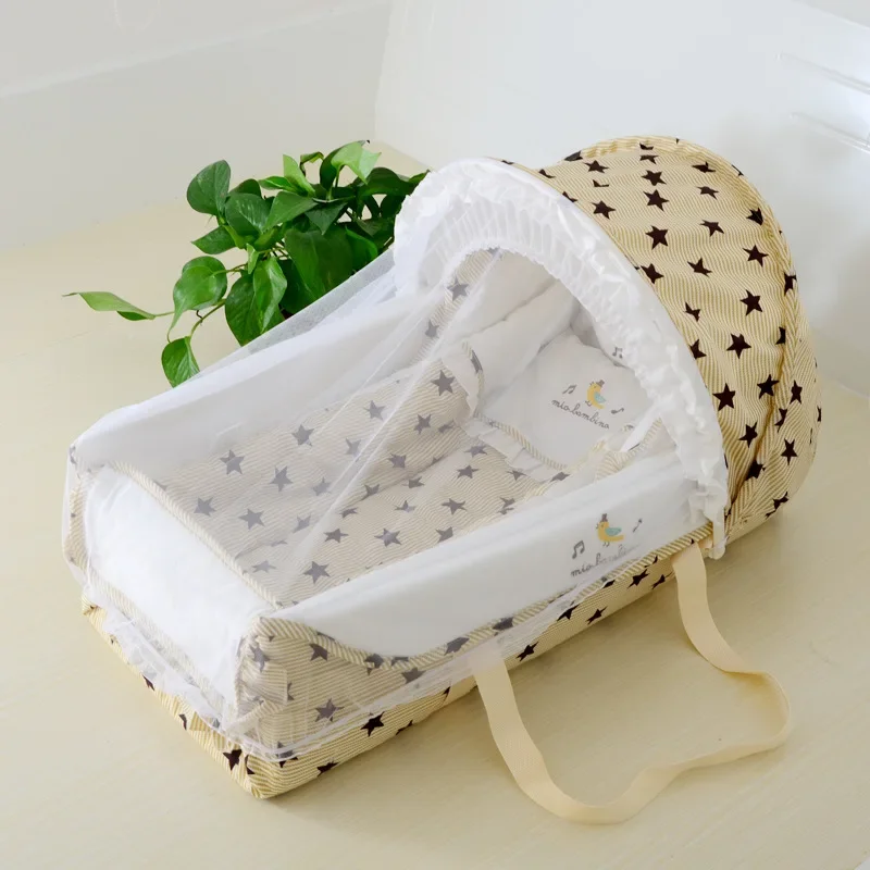 Crib Bassinet for Newborn Baby Stroller Roller Crib Rocking Portable Sleeping Basket with Mosquito Net Baby Bassinet Stroller