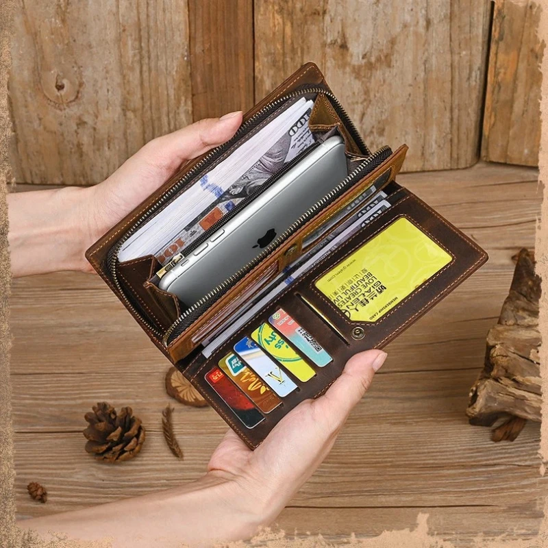 Bifold Leather Wallet - محفظة رجالية طويلة من جلد كريزي
