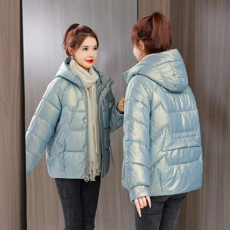 Chaqueta de algodón con capucha para mujer, Parka informal cálida, abrigo corto brillante, prendas de vestir femeninas, novedad de invierno, 2023