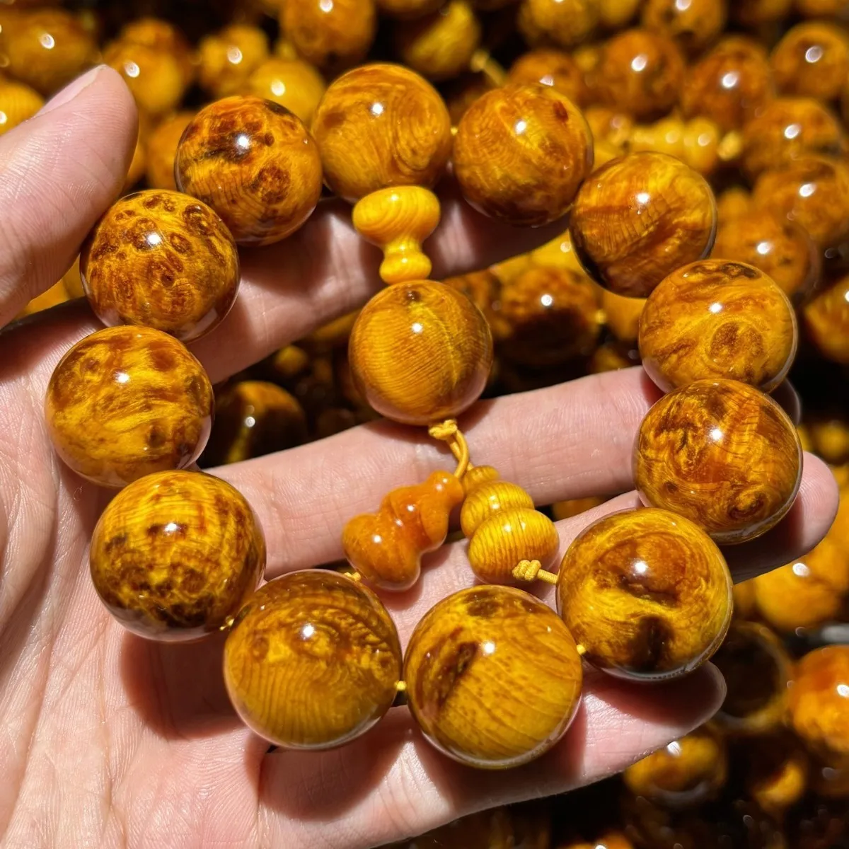 Natural North Aquilarius Amber Wood Scarred Authentic Original Ecological Rosin Wood Pine Bracelets Buddha Beads Luck HandString
