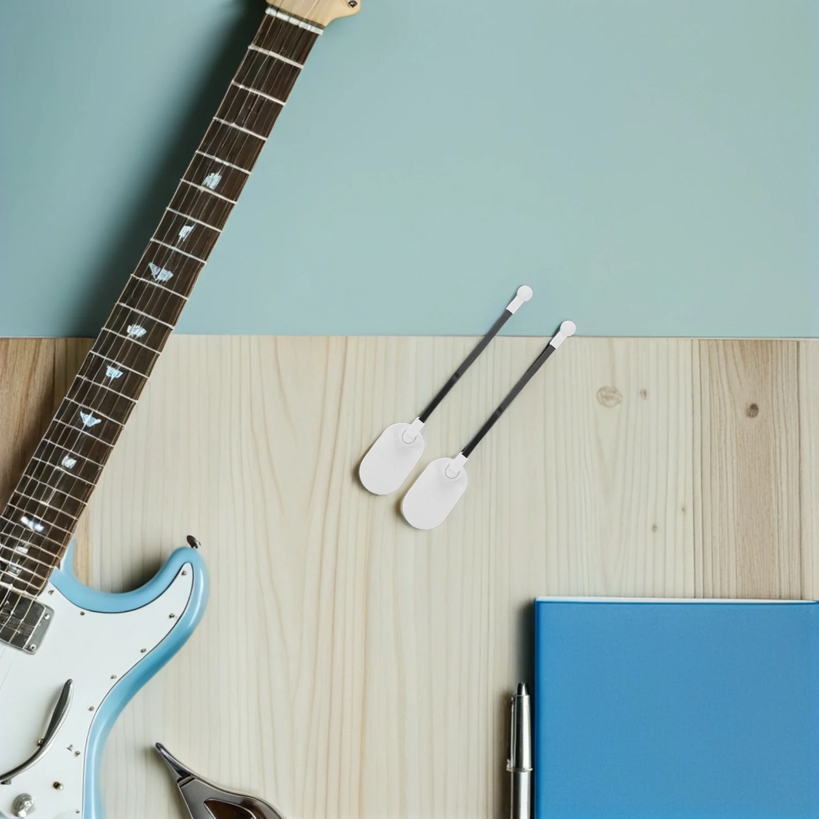 

1Pair Piano Music Sheet Clip White Stable Grip Page Holder for Keyboard Accessories Music Book Stand Page Holder Clip