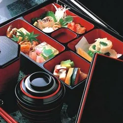 Multi-Compartment Lunch Box Portable Camping Picnic Lunch Box for Car Travel Picnic Accessories