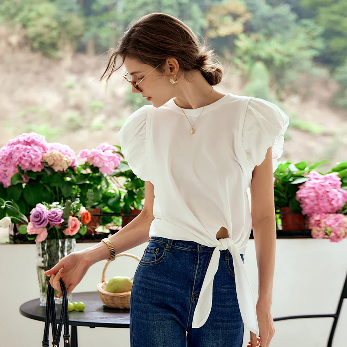 OLrain Women's White Puff Sleeve Blouse Early Spring French Chic Elegant Top Casual Dalicate Ladies T Shirt O24XT82920