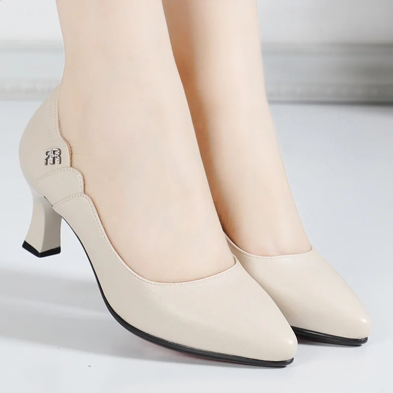 

2024 Women Fashion Soft Leather Pointed Toe High Heel Shoes Casual Black Elegant Shallow Mouth One-word High Heel Pump Gentle