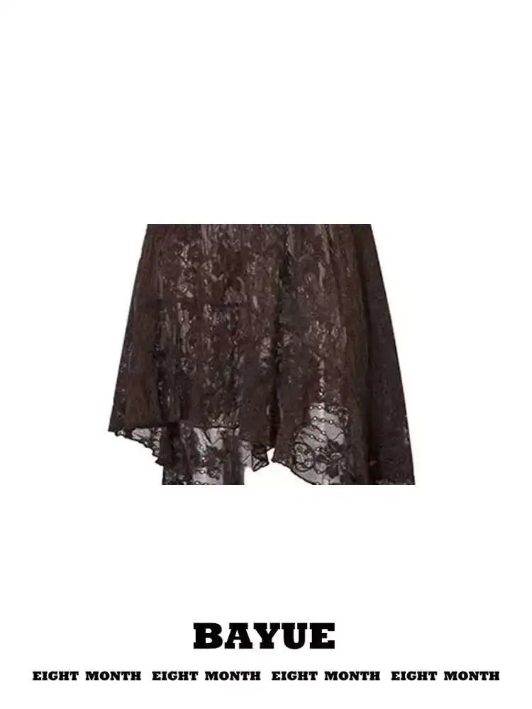 Brauner, weißer, schwarzer Spitzen-Furzvorhang, umklappbar, fortgeschrittenes Gefühl des Saums, der den Saum des Gesäßes bedeckt, Rock, Vorhang, Abfall, Boden, Wind