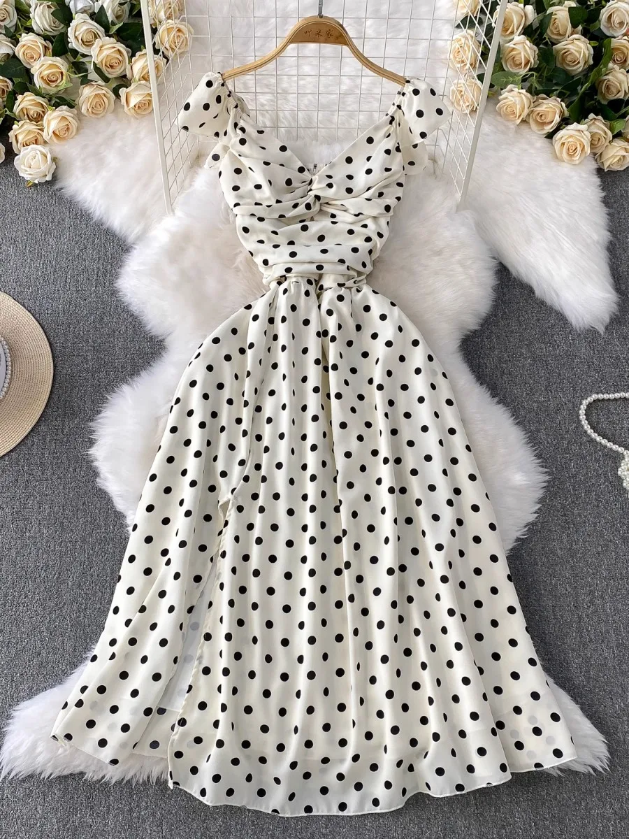

Foamlina French Polka Dot Twist Front V-Neck Dress Women's 2025 Summer New Sexy Pleated Slim Fit White Holiday Dress