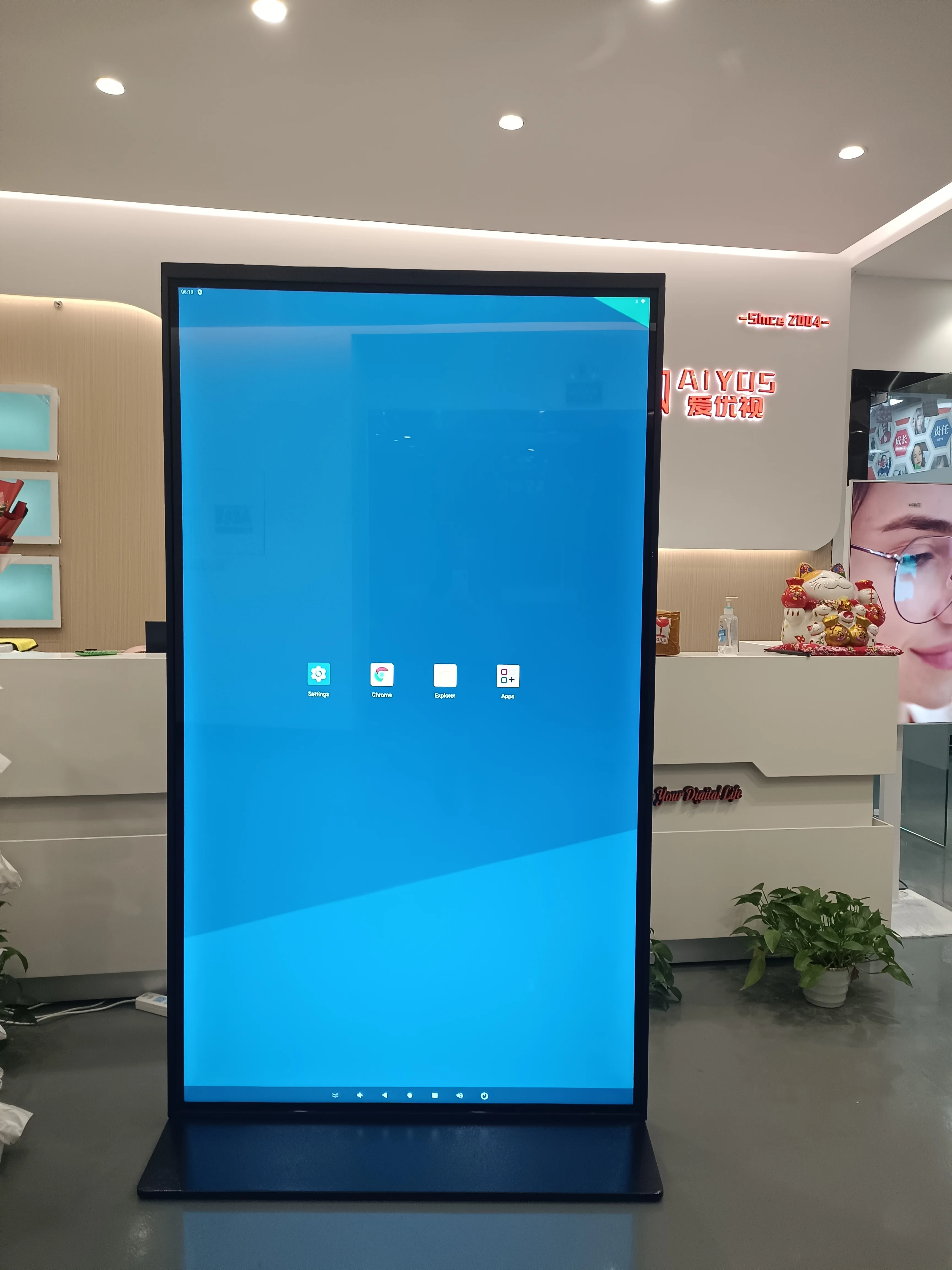 Рисунок 5 - 75 "70 85-дюймовый рекламный