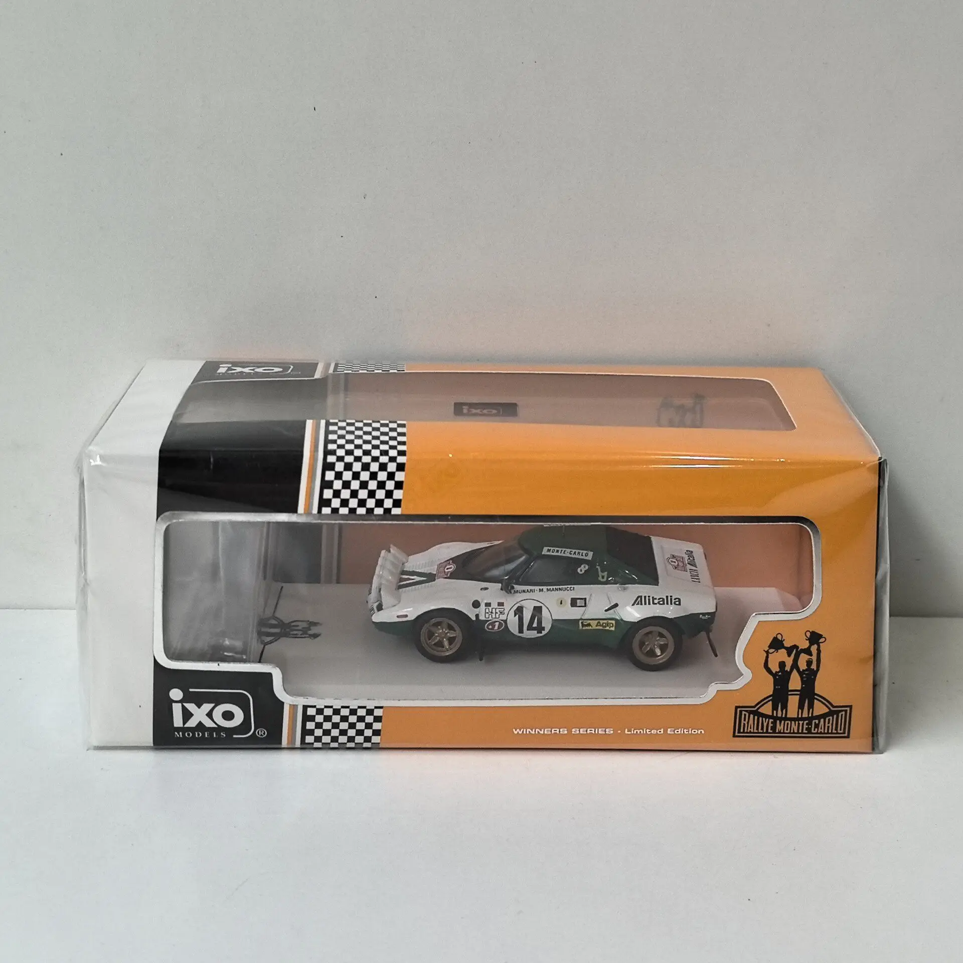 box-cracking-diecast-ixo-1-43-scale-lancia-stratos-hf--modele-de-voiture-en-alliage-14-1975-racing-avec-deux-figurines-echelle-20