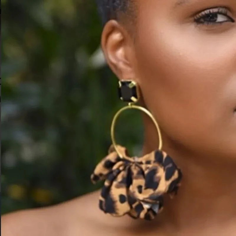 Fashion Sexy Big Leopard Dop Earrings for Women New Trendy Pretty Plant Flowers Alloy Metal Dangle Bohemia Earring Jewelry