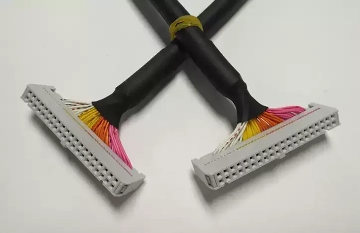 FC-50P round cable IDE-50P shielded cable FC-2 * 25-2.54 mm connector