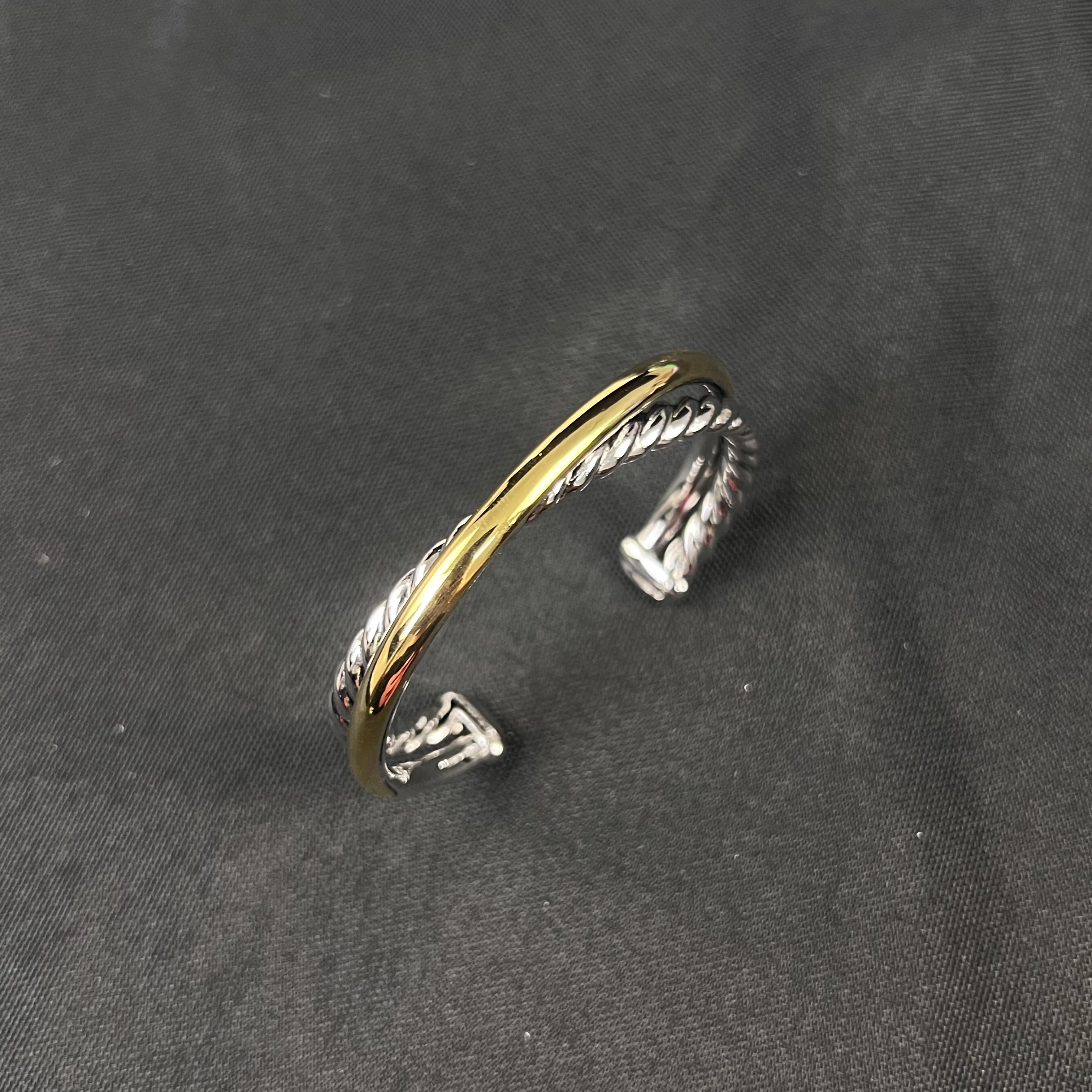 

S925 sterling silver 2025 new 11mm cylindrical cross-link bracelet neutral fashion trend retro personality simple luxury jewelry