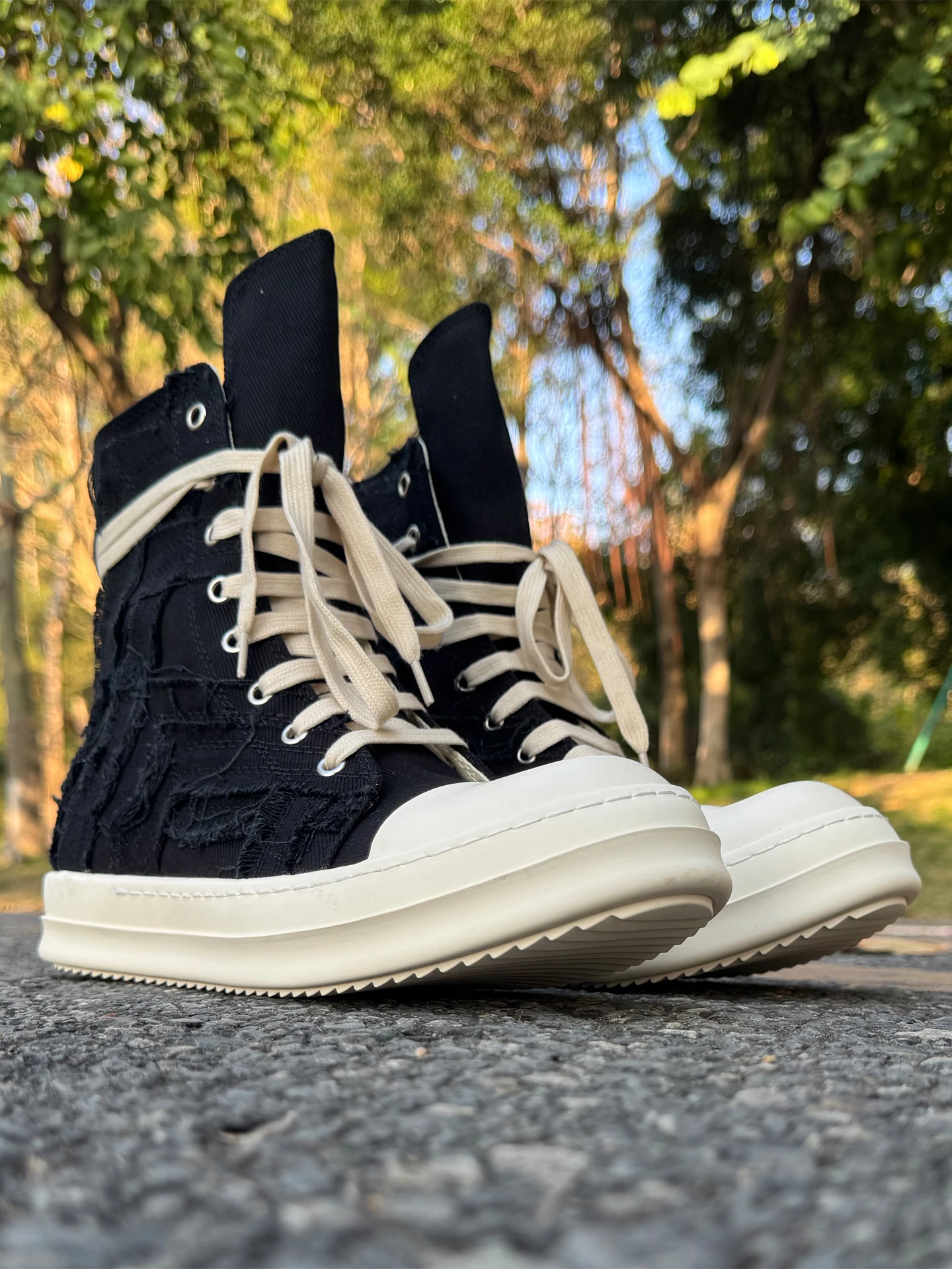 

RO FABLED Trendy High-Top Canvas oes for Men And Women with Zipper Closure Youthful Casual Footwear Suitable for All Seasons