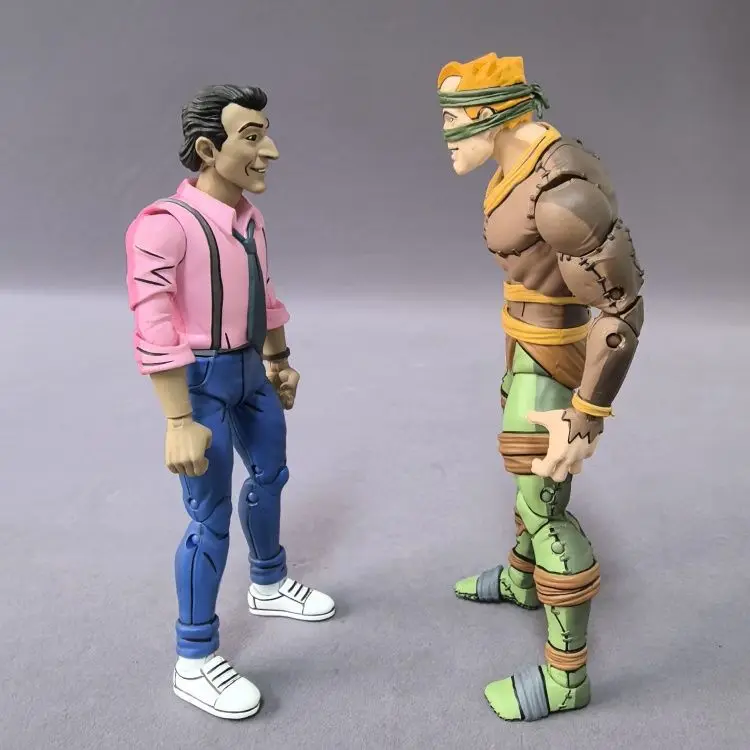 Nuevo traje Neca Miyamoto Usagi Jones Schneider Robot llamativo de ratón figura de acción de Anime articulaciones coleccionables se pueden mover hecho a mano