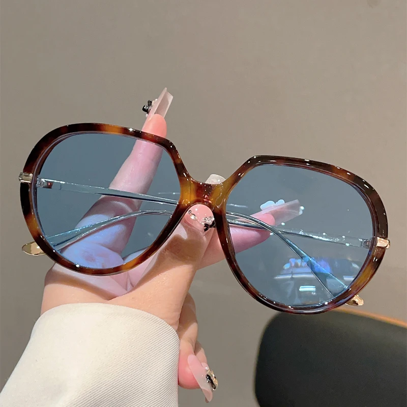 KAMMPT Oversized Round Sunglasses Men Fashion Vintage Outdoor Decor Shades Women 2026 New Trendy Luxury Brand Design Sun Glasses
