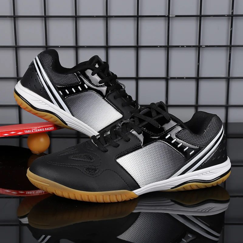 

2025 Лидер продаж, модные низкие теннисные туфли со сбалансированной поддержкой, дышащая спортивная обувь на шнуровке, размеры 36-45 для мужчин и женщин