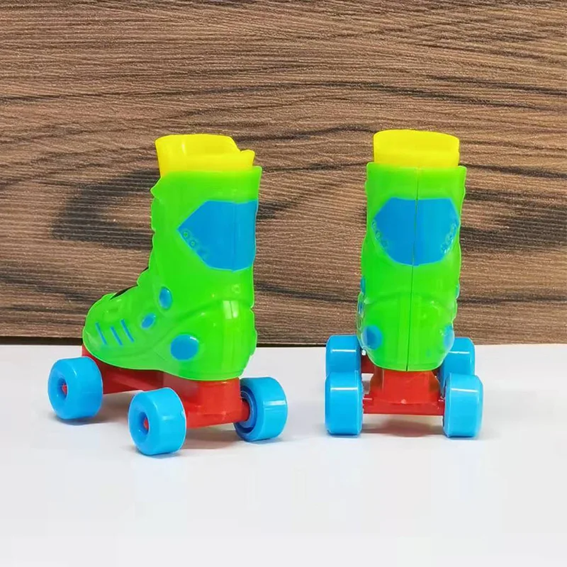 Mini patins à doigts créatifs pour enfants, jouets de cyclisme, puzzle amusant, patin à roulettes, cadeau pour enfants, 1 paire