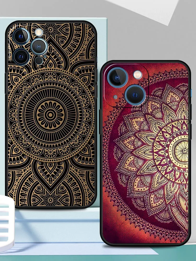 Etui na telefon Mandala Flower Totem do iPhone 11 12 Mini SE 7 8 6S 13 Pro Max XR XS X 15 14 Plus 14Pro 11pro 12pro soft cover — zdjęcie 2