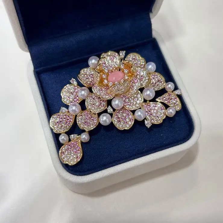 Certified 3‑5mm Aurora Flawless Natural Freshwater Pearl Pink Diamond Peony Flower Brooch Elegant Lotus Floral Pin Jewelry Gift