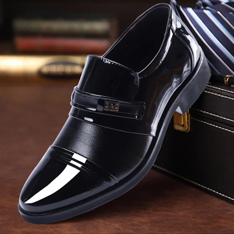 2023 Height Increasing Men Leather Business Shoes Patent Leather Trendy British Dress Suits Hidden Heeled Party Oxfords