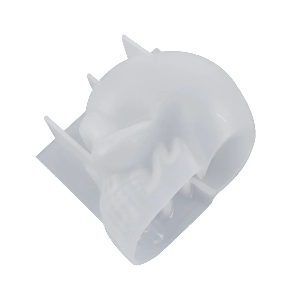 

3D Skull Silicone Mold Non-Stick Reusable Halloween Skull Adornment Mold for Aromatherapy Craft Making At Home