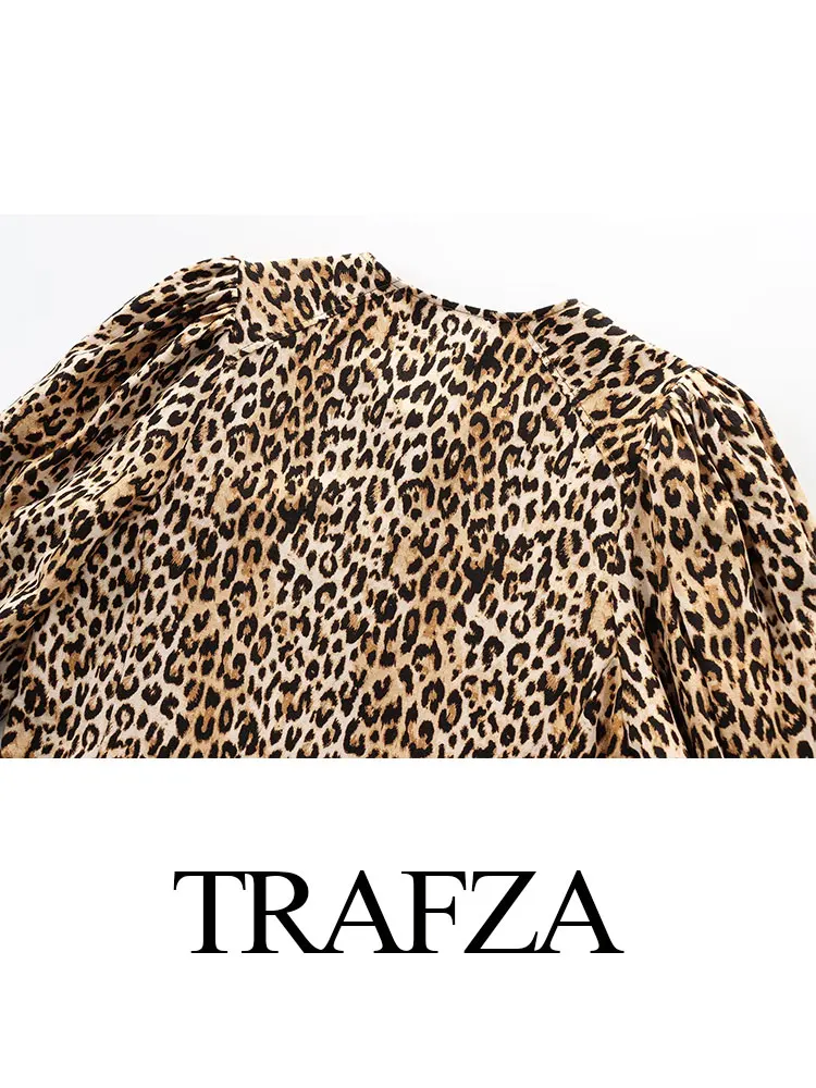 TRAFZA Women Fashion Vintage Leopard Print Blouse Single Breasted O Neck Long Sleeve Shirts Y2k Summer Female Chic Top