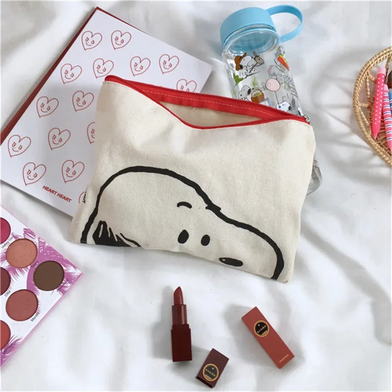 Snoopy Women cartoon Cosmetic Bag canvas Makeup Pouch Hand Travel Bag Lipstick Organizer Cases Fashion Zipper Clutch Phone Purse